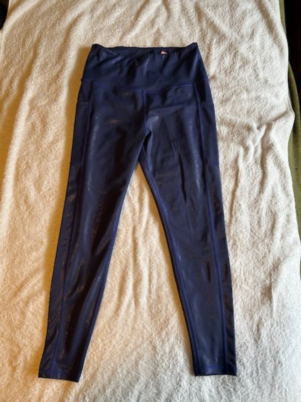 Love Her Metallic Shine Blue Large Athletic Leggings NWOT